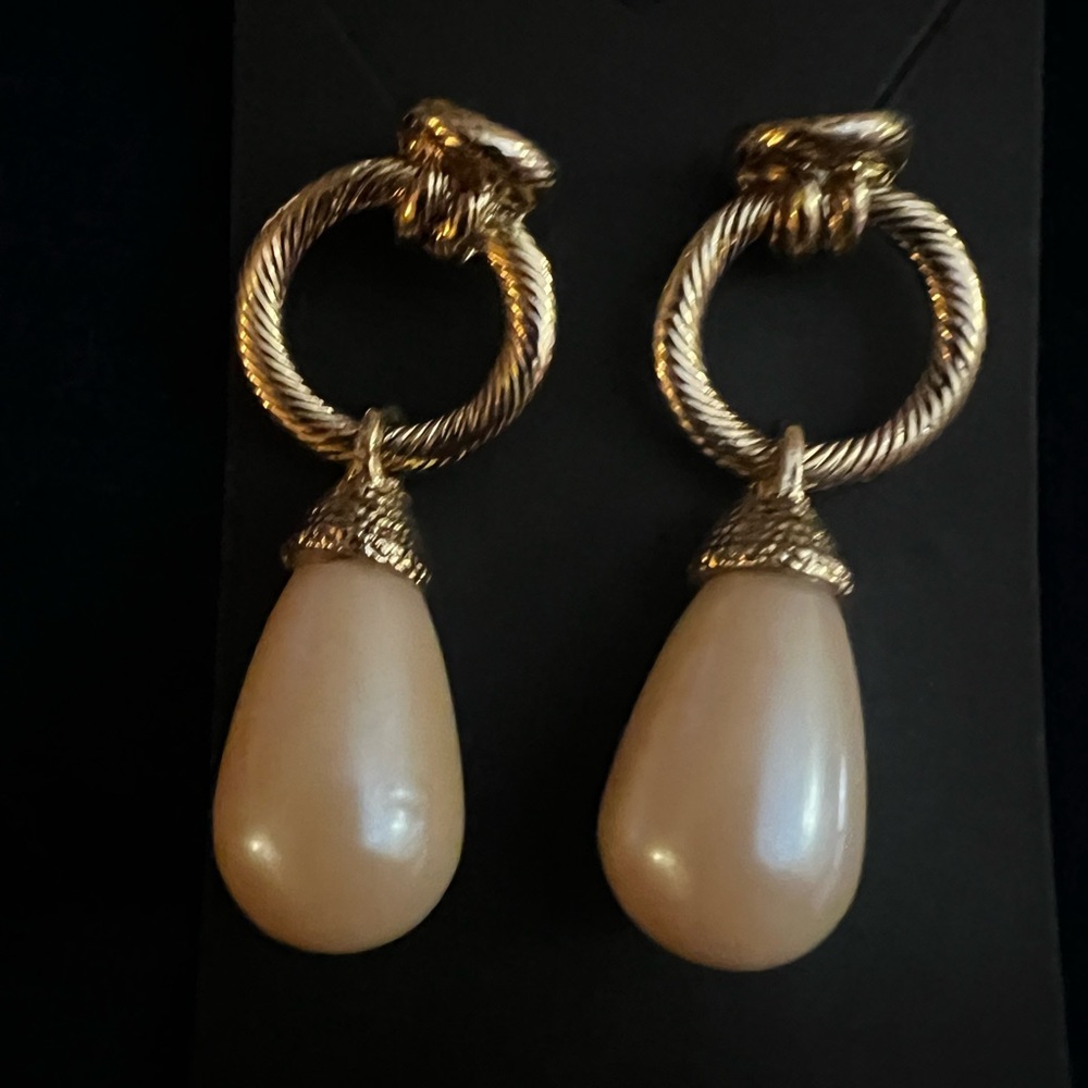 Elegant Gold and Cream Faux Pearl Drop Earrings - Vintage
